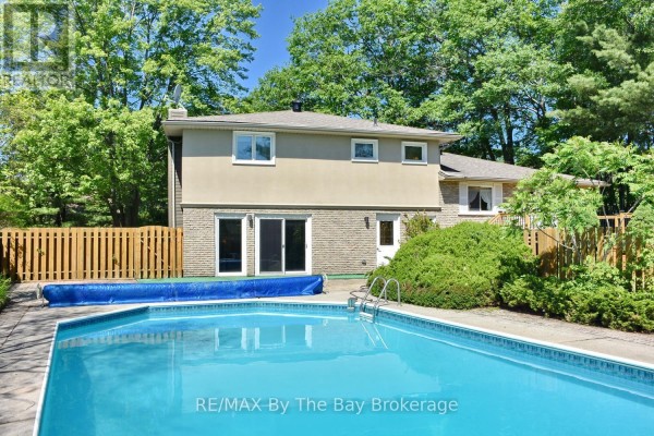 Office - 69 Frederick Drive, Wasaga Beach, ON L9Z1P9 Photo 2