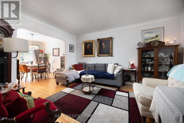 69 Hertle Avenue, Toronto, ON, photo 3