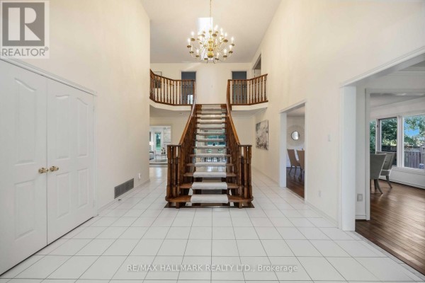 Family room - 69 King's Cross Avenue, Richmond Hill, ON L4B2T2 Photo 4