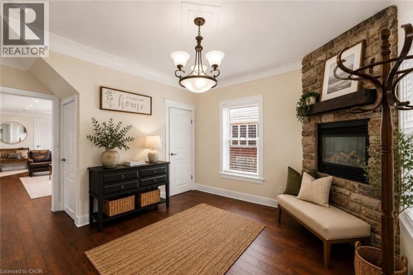 Living room - 69 Nash Road S, Hamilton, ON L8K4J8 Photo 4