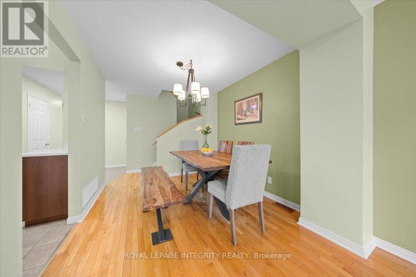 Kitchen - 69 Royal Field Crescent, Ottawa, ON K2J4C9 Photo 5