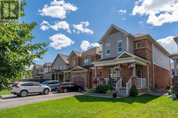 69 Strachan Trail, New Tecumseth, ON, photo 2