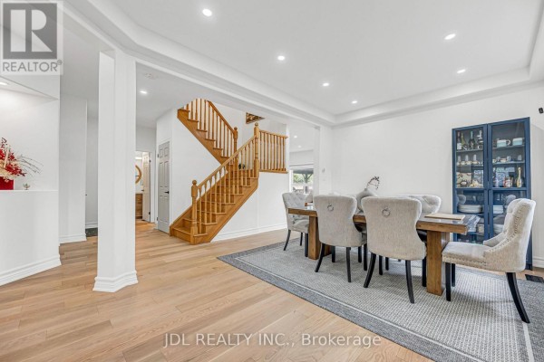 Living room - 69 Summerset Drive, Barrie, ON L4N0B1 Photo 4