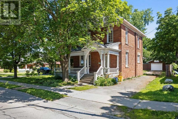 69 Wilson Street W, Perth, ON, photo 2