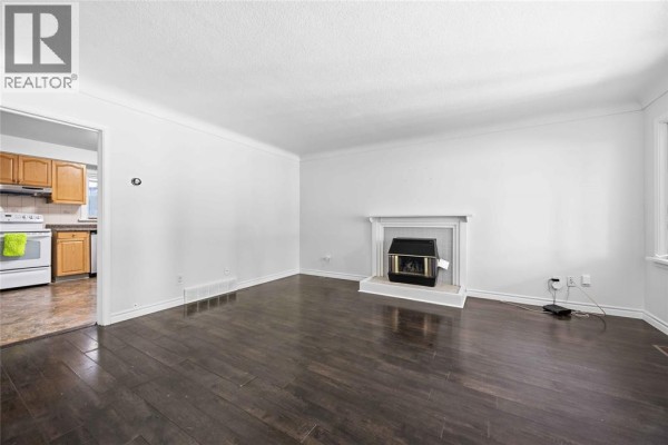 Recreation room - 690 Kember Avenue, Sarnia, ON N7S2T1 Photo 5