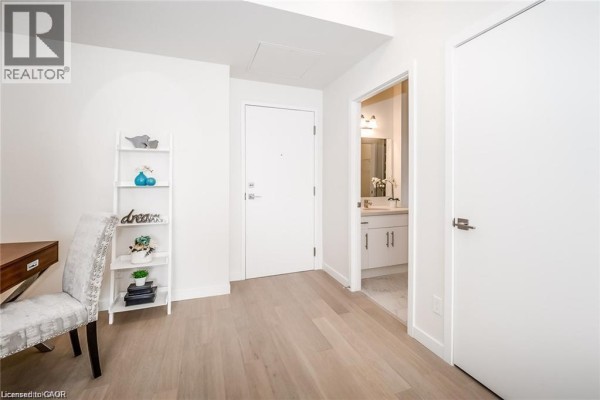 690 King Street W Unit# 403, Kitchener, ON, photo 3