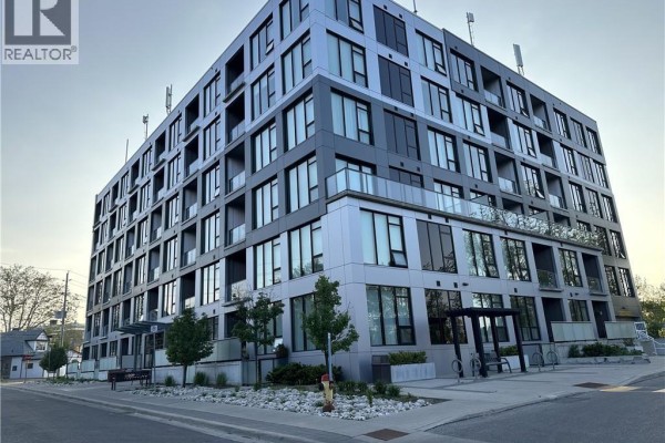 690 King Street W Unit# 524, Kitchener
