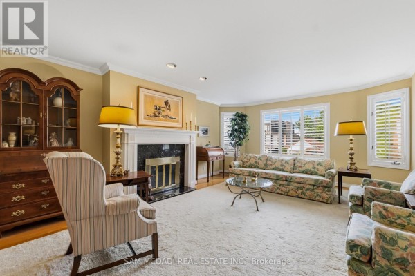 Dining room - 690 Oriole Parkway, Toronto, ON M4R2C5 Photo 5