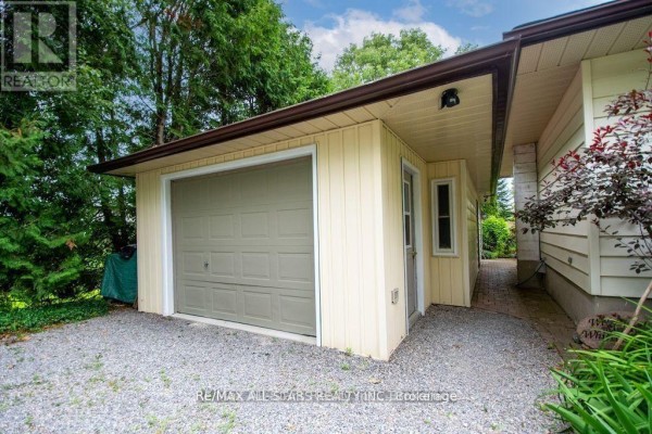 Utility room - 690 Post Road, Kawartha Lakes, ON K0L2X0 Photo 3