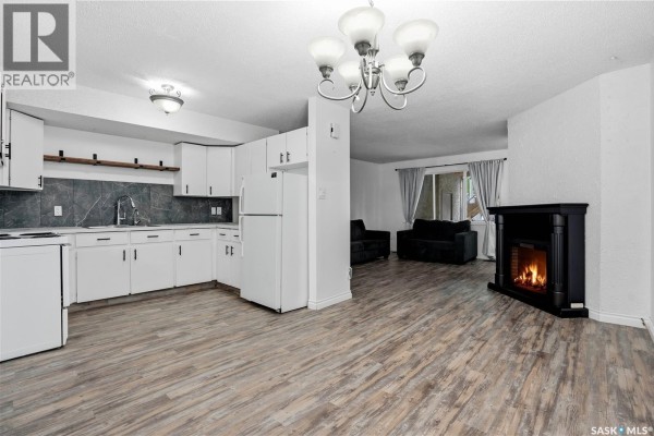 Kitchen - 6906 Blakeney Drive, Regina, SK S4X2N5 Photo 3