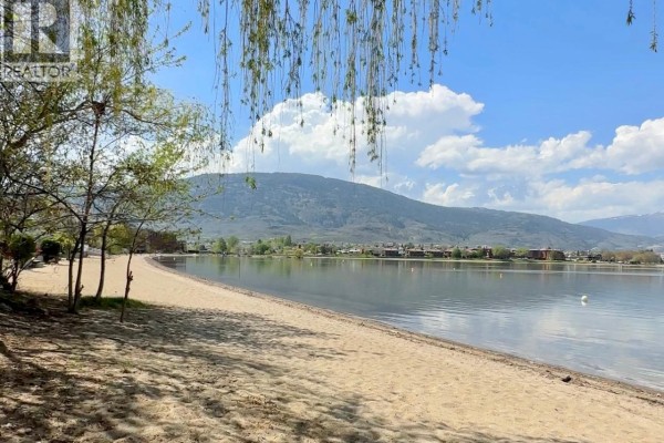 6910 Ponderosa Drive, Osoyoos, BC, photo 3