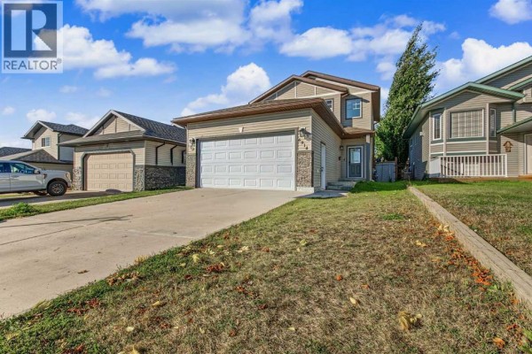 Residential for sale at 6914 114 Street, Grande Prairie, AB - MLS® 16VZhu