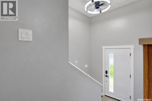 2pc Ensuite bath - 6914 Whelan Drive, Regina, SK S4X3W1 Photo 5