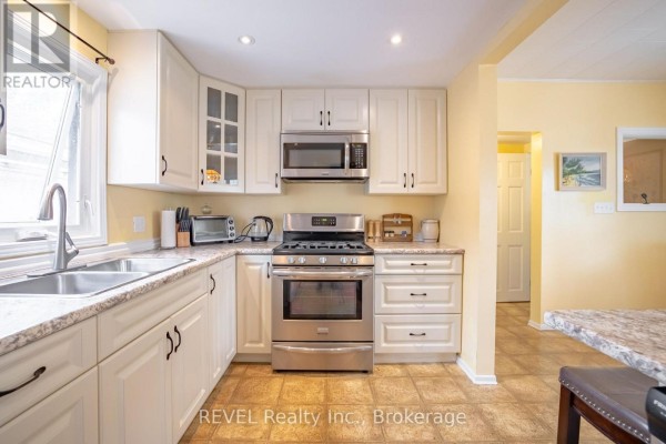 Office - 692 Lakeshore Road, Fort Erie, ON L2A1C1 Photo 5