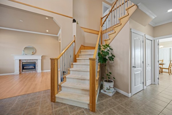 6926 150 Street, Surrey, BC V3S3J2 Photo 4