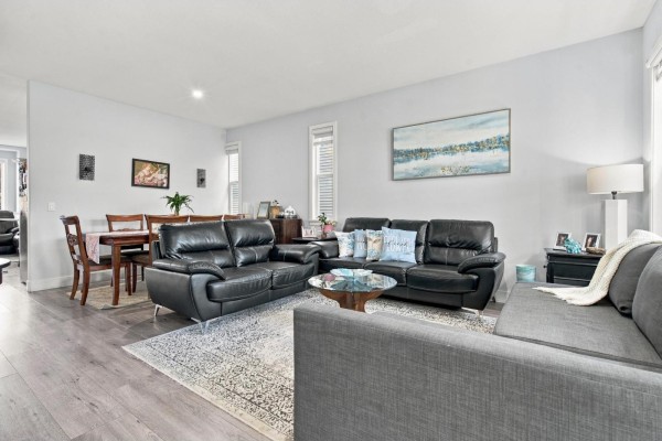 6926 190 Street, Surrey, BC V4N5P1 Photo 5