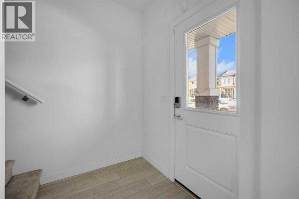 4pc Bathroom - 693 Savanna Boulevard Ne, Calgary, AB T3J2K2 Photo 3
