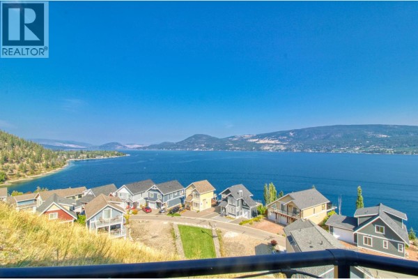 Full bathroom - 6933 Barcelona Drive Unit# 64, Kelowna, BC V1Z3R8 Photo 4