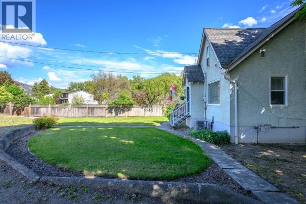 6934 Highway 6, Coldstream, BC, photo 2