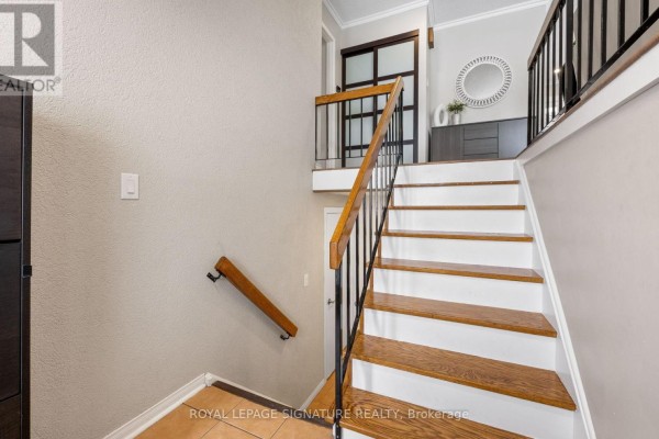 Bedroom - 6943 Estoril Road, Mississauga, ON L5N1N3 Photo 3