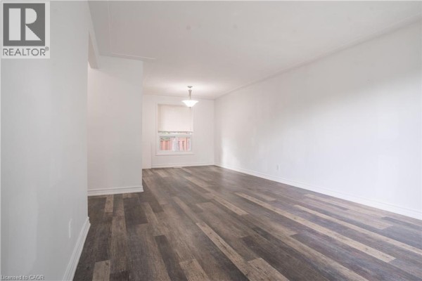 Family room - 695 Glen Forrest Boulevard Unit# Upper, Waterloo, ON N2L4K7 Photo 4