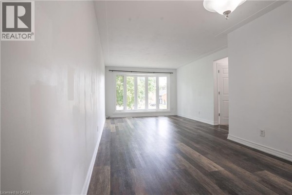 Kitchen - 695 Glen Forrest Boulevard Unit# Upper, Waterloo, ON N2L4K7 Photo 5