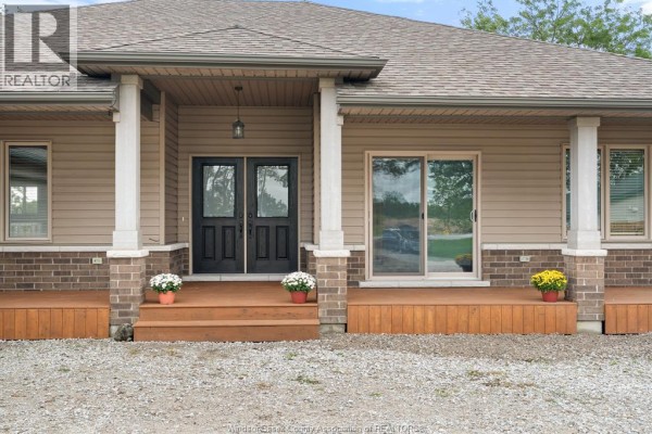 Primary Bedroom - 696 Puce Road, Lakeshore, ON N8M2X7 Photo 5
