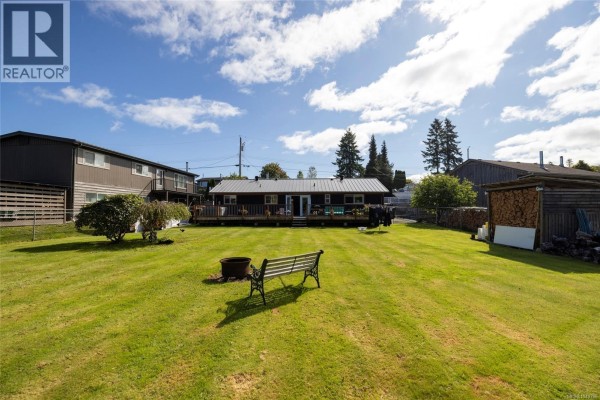 Living room - 6960 Quatse Cres, Port Hardy, BC V0N2P0 Photo 3