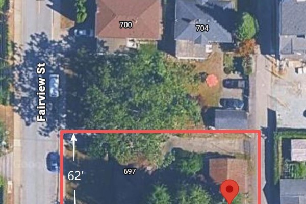697 Fairview Street, Coquitlam, BC V3J4B3 Photo 3
