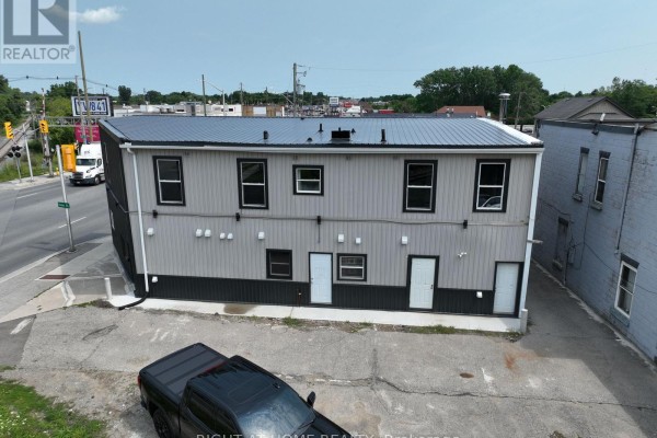 697 Hale Street, London East, ON N5W1J1 Photo 4