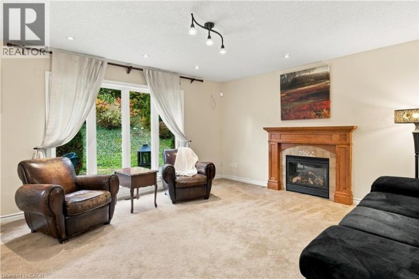 5pc Ensuite bath - 697 Rhine Fall Drive, Waterloo, ON N2V2V5 Photo 5