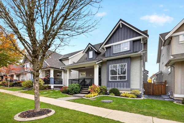 6970 195a Street, Surrey, BC V4N5Z2 Photo 3