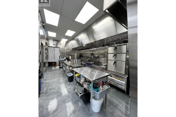 6978 Victoria Drive, Vancouver, BC V5P3Y8 Photo 2