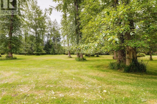 6988 West Coast Rd, Sooke, BC, photo 2