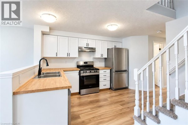 Bedroom - 699 Laurelwood Drive, Waterloo, ON N2V2T8 Photo 5