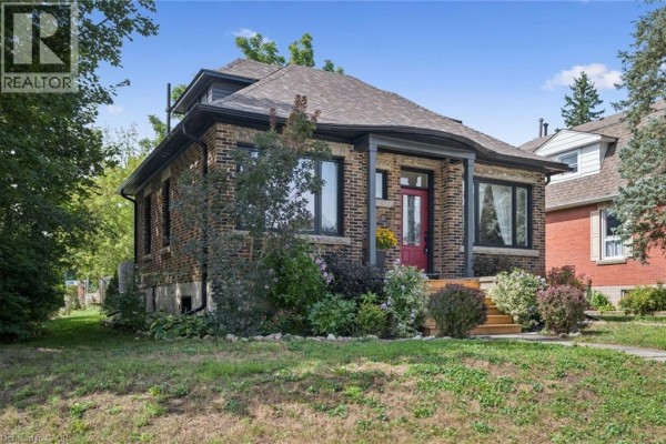 699 St Andrew Street W, Centre Wellington, ON, photo 3