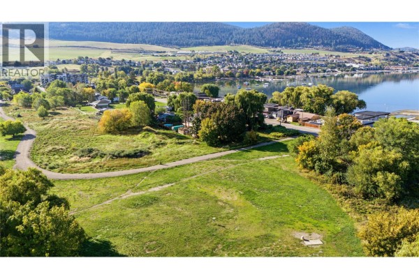 6999 Cummins Road, Vernon, BC V1H1M9 Photo 5