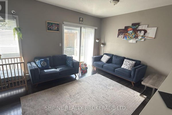 Bedroom 2 - 6a - 439 Athlone Avenue, Woodstock, ON N4V0C8 Photo 3