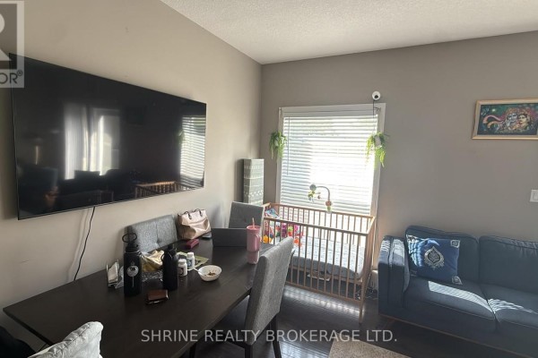 Bedroom 3 - 6a - 439 Athlone Avenue, Woodstock, ON N4V0C8 Photo 4