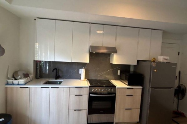 6a 237 Ridgeway Avenue, North Vancouver, BC V7L0H6 Photo 2