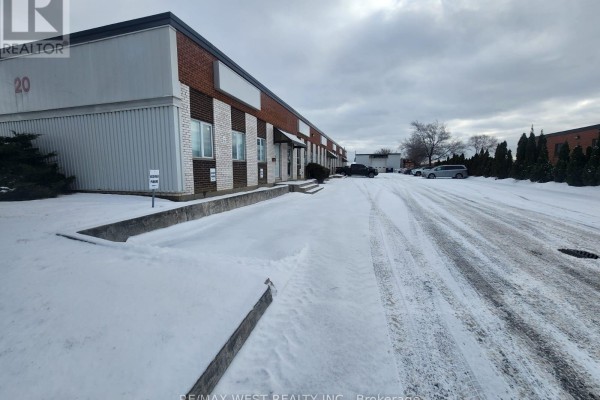 6c - 20 Millwick Drive, Toronto