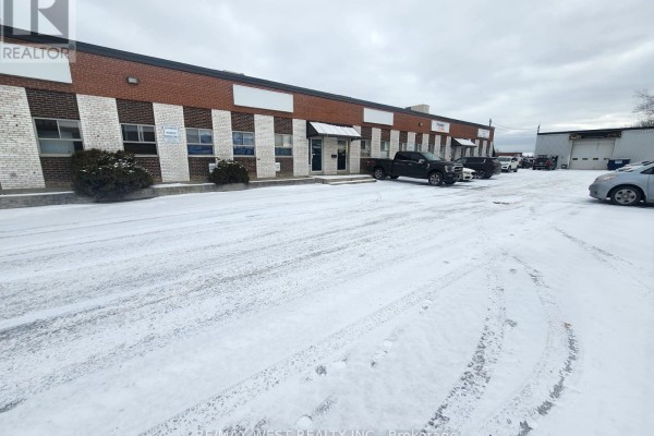 6c - 20 Millwick Drive, Toronto, ON M9L1Y3 Photo 3