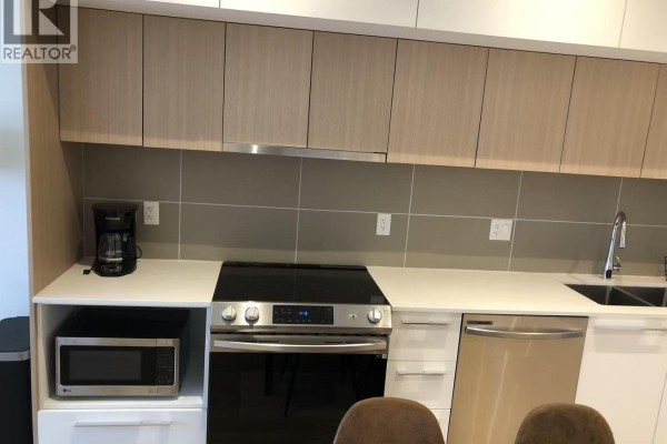 6f 9888 University Crescent, Burnaby, BC V5A0G4 Photo 4