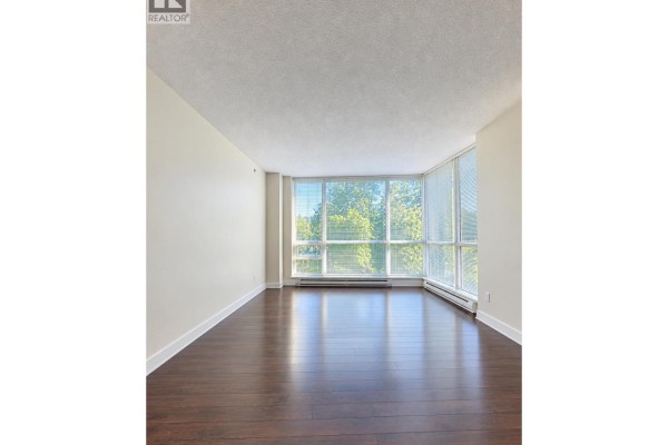 6xx 2968 Glen Drive, Coquitlam, BC V3B0C4 Photo 5