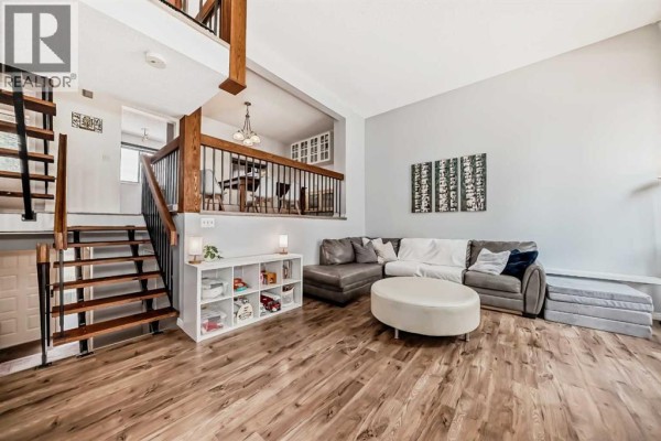 Kitchen - 7, 10401 19 Street Sw, Calgary, AB T2W3E7 Photo 3