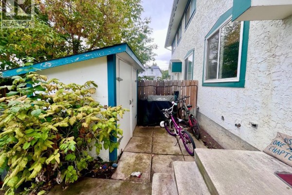 Primary Bedroom - 7, 110 Tamarack Avenue, Hinton, AB T7V1C5 Photo 4