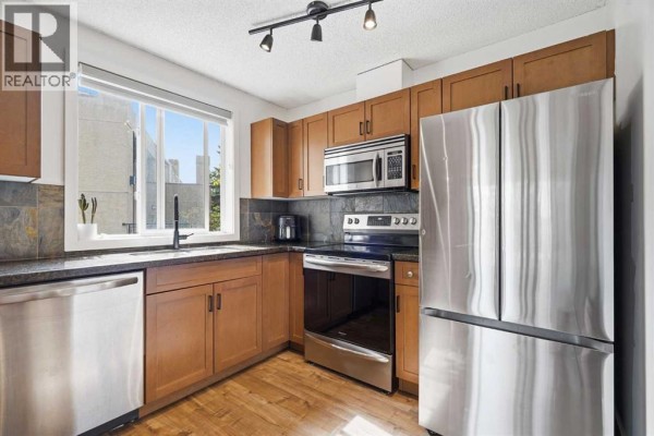 Office - 7, 219 Village Terrace Sw, Calgary, AB T3H2L3 Photo 4