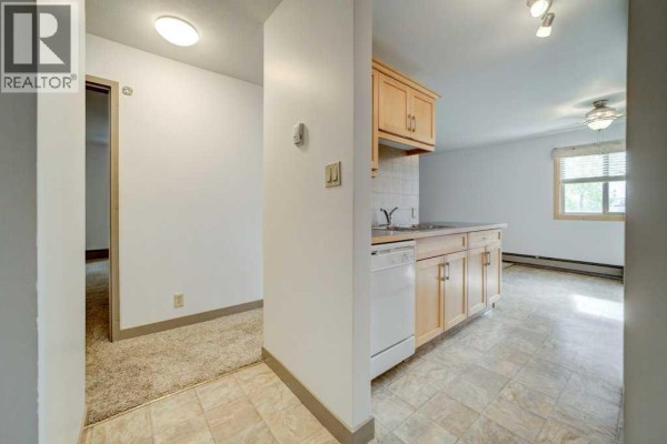 Bedroom - 7, 3440 23 Avenue S, Lethbridge, AB T1K4X4 Photo 5