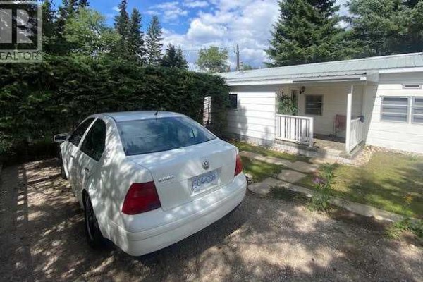 7, 726 Carmichael Lane, Hinton, AB, photo 2