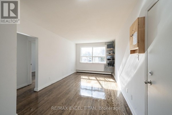 7 - 1201 Cedar Street, Oshawa, ON L1J3P1 Photo 3